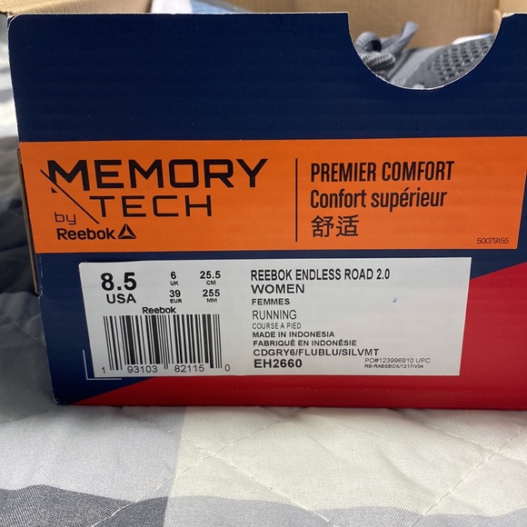 Grey & Blue Reebok Running Shoe, 8.5 - Picture 6 of 12